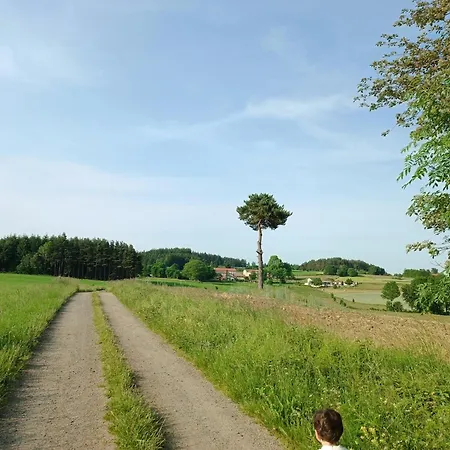 Caravane Vintage Insolite Avec Jacuzzi Au Calme