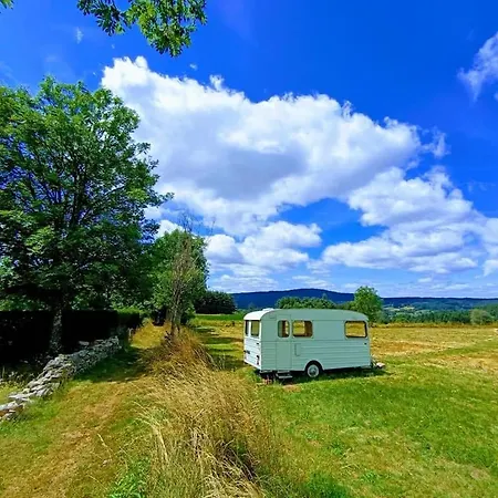 Кемпинг Caravane Vintage Insolite Avec Jacuzzi Au Calme