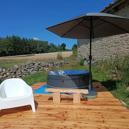 Caravane Vintage Insolite Avec Jacuzzi Au Calme