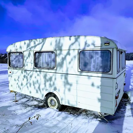 Caravane Vintage Insolite Avec Jacuzzi Au Calme Sauvessanges